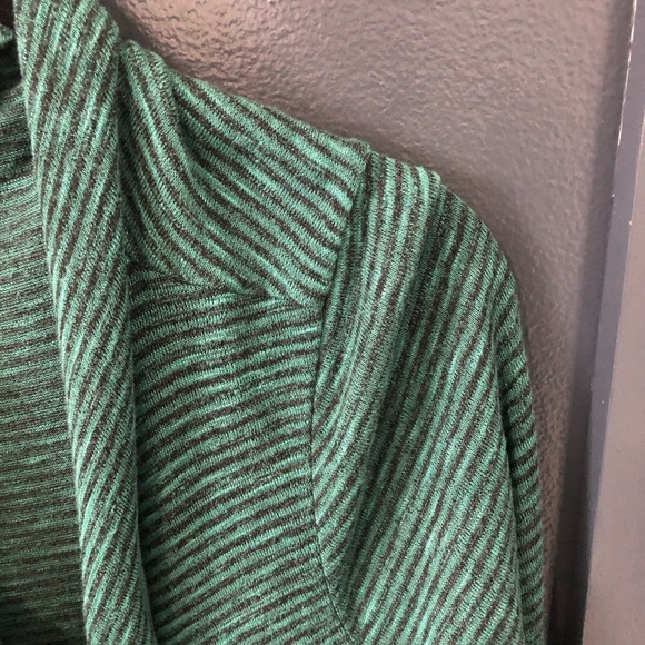 AB Studio Cardigan w/Button - Picture 6 of 6